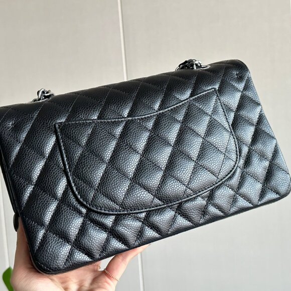 🎁🎁Chanel Classic Flap CF Shoulder Crossbody Bag - Picture 3 of 6